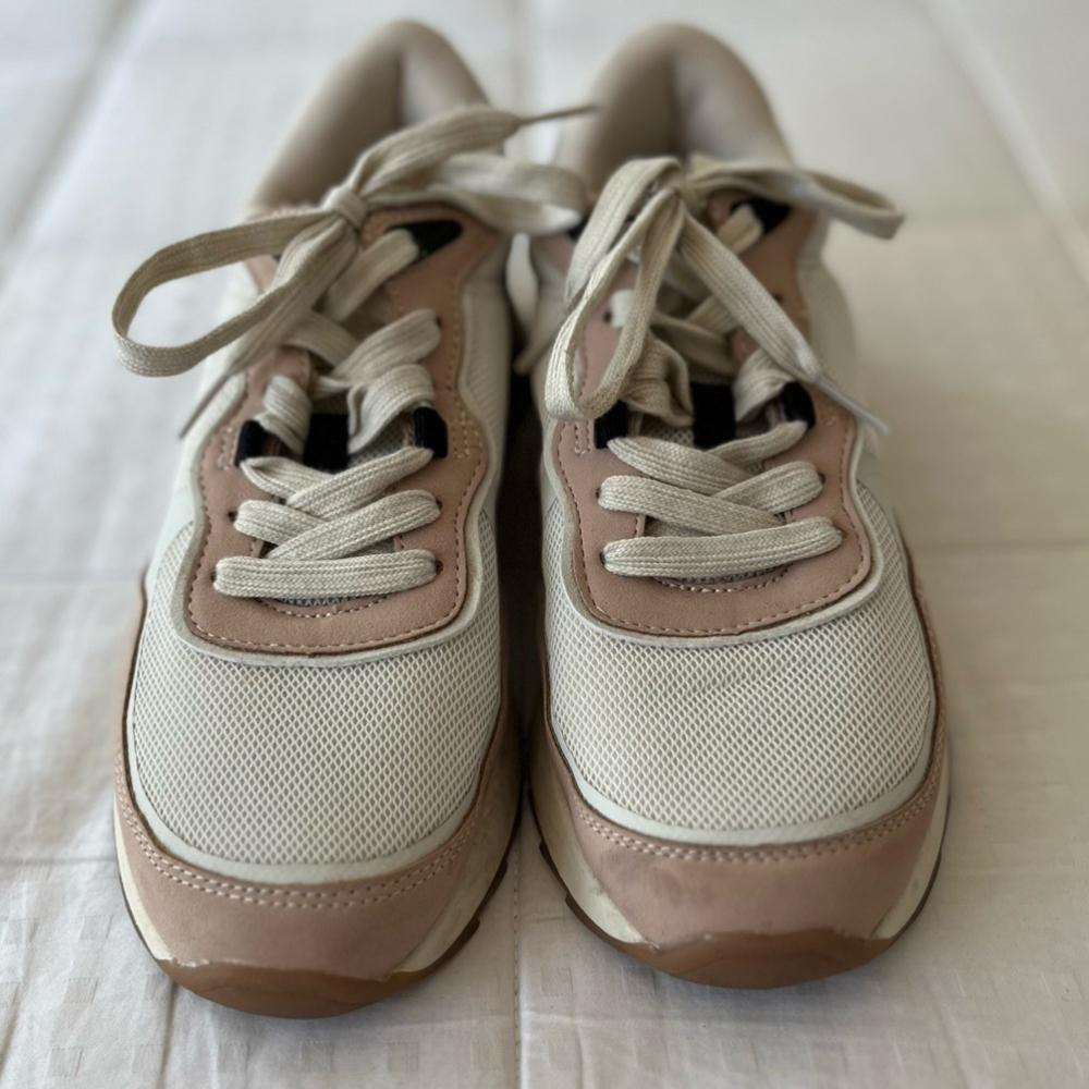 SOLD 🌙 ZARA Pale Pink, Black & White Lace-up Sneakers Size 39/US 8 - Picture 5 of 16